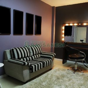 Predio com 370m², no bairro Interlagos em Caxias do Sul para Alugar