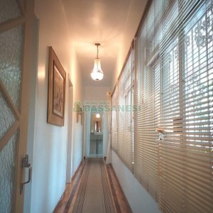 Casa Comercial com 400m², 3 dormitórios, 3 vagas, no bairro Centro em Caxias do Sul para Alugar