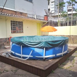 Casa Comercial com 400m², 3 dormitórios, 3 vagas, no bairro Centro em Caxias do Sul para Alugar