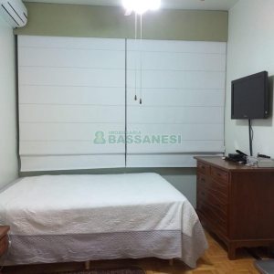 Casa Comercial com 400m², 3 dormitórios, 3 vagas, no bairro Centro em Caxias do Sul para Alugar