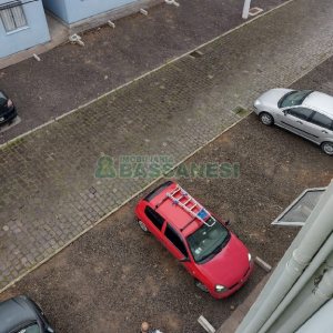Apto Mobiliado com 42m², 2 dormitórios, 1 vaga, no bairro Desvio Rizzo em Caxias do Sul para Alugar