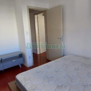 Apto Mobiliado com 72m², 2 dormitórios, no bairro Centro em Caxias do Sul para Alugar