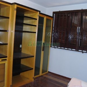 Apto Mobiliado com 109m², 3 dormitórios, 1 vaga, no bairro Lourdes em Caxias do Sul para Comprar