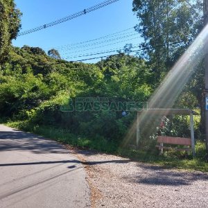 Terreno com 22554m², no bairro Pioneiro em Caxias do Sul para Comprar