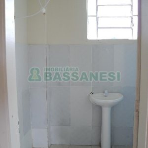 Casa com 60m², 3 dormitórios, no bairro Panazzolo em Caxias do Sul para Comprar