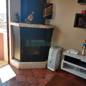 Apto/Cobertura com 189m², 3 dormitórios, 2 vagas, no bairro Centro em Caxias do Sul para Comprar