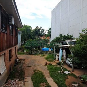 Casa com 100m², 3 dormitórios, 1 vaga, no bairro Santa Catarina em Caxias do Sul para Comprar