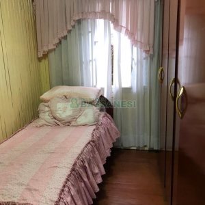 Casa com 71m², 3 dormitórios, no bairro Rio Branco em Caxias do Sul para Comprar