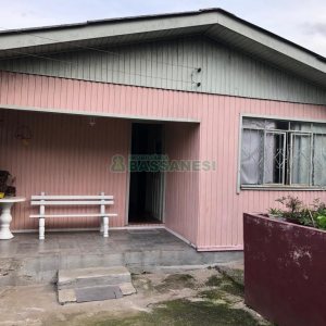 Casa com 71m², 3 dormitórios, no bairro Rio Branco em Caxias do Sul para Comprar