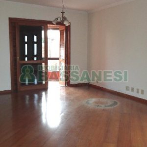 Apartamento com 138m², 2 dormitórios, 2 vagas, no bairro São Pelegrino em Caxias do Sul para Alugar ou Comprar