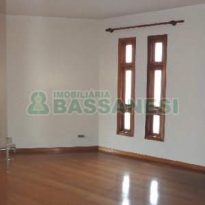 Apartamento com 138m², 2 dormitórios, 2 vagas, no bairro São Pelegrino em Caxias do Sul para Alugar ou Comprar