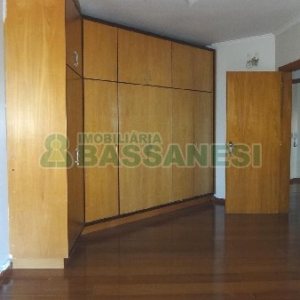 Apartamento com 138m², 2 dormitórios, 2 vagas, no bairro São Pelegrino em Caxias do Sul para Alugar ou Comprar