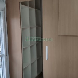 Sobrado com 100m², 2 dormitórios, 2 vagas, no bairro Bela Vista em Caxias do Sul para Comprar