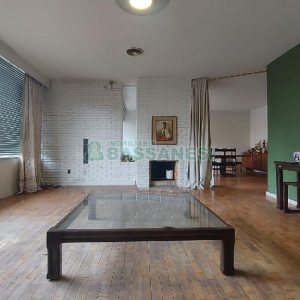 Casa Comercial com 190m², no bairro Centro em Caxias do Sul para Alugar