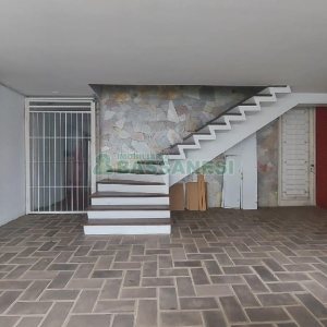 Casa Comercial com 190m², no bairro Centro em Caxias do Sul para Alugar