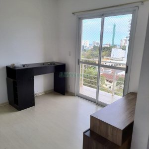 Apartamento com 72m², 2 dormitórios, 1 vaga, no bairro Sagrada Família em Caxias do Sul para Alugar