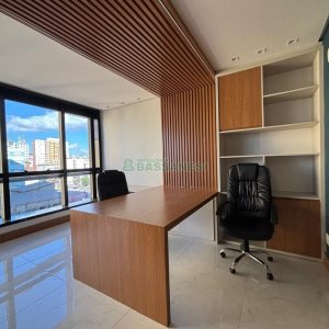 Sala Mobiliada com 53m², 1 vaga, no bairro Centro em Caxias do Sul para Alugar