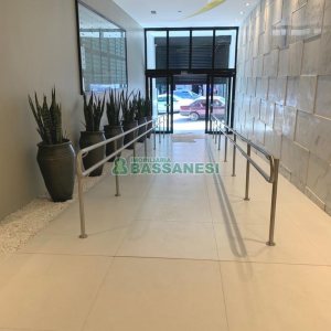 Sala Mobiliada com 53m², 1 vaga, no bairro Centro em Caxias do Sul para Alugar