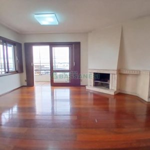 Apartamento com 210m², 3 dormitórios, 2 vagas, no bairro Saint Etienne em Caxias do Sul para Alugar ou Comprar