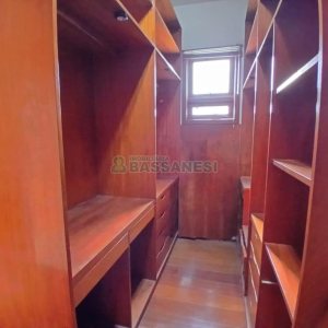 Apartamento com 210m², 3 dormitórios, 2 vagas, no bairro Saint Etienne em Caxias do Sul para Alugar ou Comprar