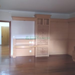 Apartamento com 210m², 3 dormitórios, 2 vagas, no bairro Saint Etienne em Caxias do Sul para Comprar