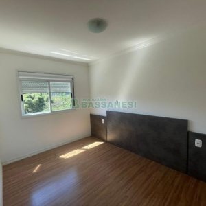 Apartamento com 47m², 2 dormitórios, 1 vaga, no bairro Marechal Floriano em Caxias do Sul para Comprar