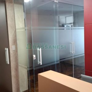 Sala com 50m², no bairro Centro em Caxias do Sul para Alugar