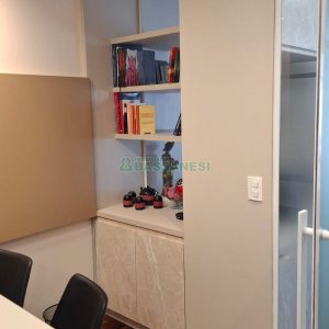 Sala com 50m², no bairro Centro em Caxias do Sul para Alugar