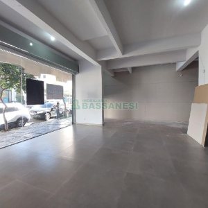 Loja com 160m², no bairro Lourdes em Caxias do Sul para Alugar
