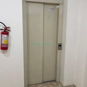 Sala com 40m², no bairro São Pelegrino em Caxias do Sul para Comprar