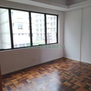 Sala com 167m², no bairro Centro em Caxias do Sul para Alugar