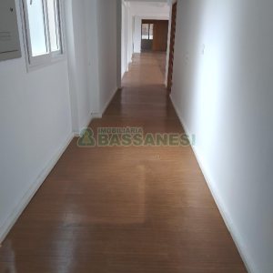 Sala com 167m², no bairro Centro em Caxias do Sul para Alugar