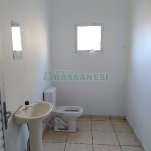 Pavilhão com 350m², no bairro Sanvitto em Caxias do Sul para Alugar