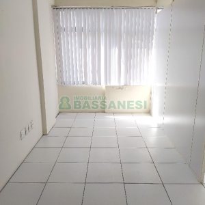 Sala com 62m², no bairro Centro em Caxias do Sul para Comprar