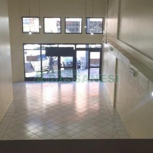 Loja com 415m², 2 vagas, no bairro Centro em Caxias do Sul para Alugar
