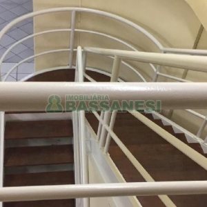 Loja com 415m², 2 vagas, no bairro Centro em Caxias do Sul para Alugar