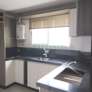 Apartamento com 95m², 3 dormitórios, 2 vagas, no bairro Medianeira em Caxias do Sul para Comprar