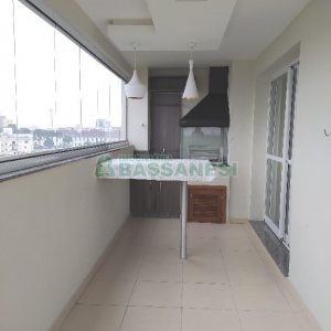 Apartamento com 95m², 3 dormitórios, 2 vagas, no bairro Medianeira em Caxias do Sul para Comprar