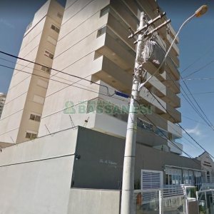 Apartamento com 95m², 3 dormitórios, 2 vagas, no bairro Medianeira em Caxias do Sul para Comprar