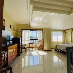 Apto Mobiliado com 262m², 3 dormitórios, 2 vagas, no bairro Centro em Caxias do Sul para Comprar