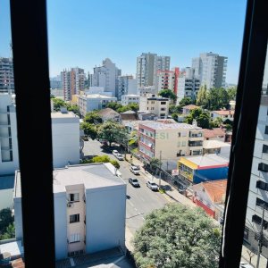 Apto Mobiliado com 262m², 3 dormitórios, 2 vagas, no bairro Centro em Caxias do Sul para Comprar