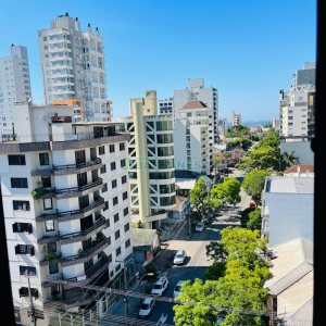 Apto Mobiliado com 262m², 3 dormitórios, 2 vagas, no bairro Centro em Caxias do Sul para Comprar