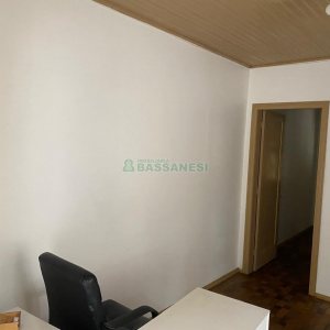 Casa com 100m², 2 dormitórios, no bairro Rio Branco em Caxias do Sul para Alugar