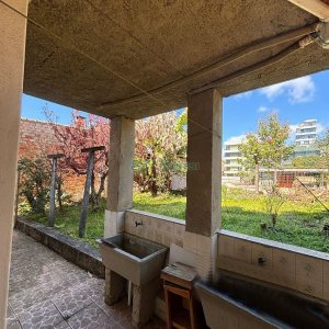 Casa com 100m², 2 dormitórios, no bairro Rio Branco em Caxias do Sul para Alugar