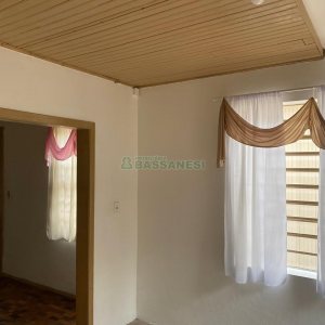 Casa com 100m², 2 dormitórios, no bairro Rio Branco em Caxias do Sul para Alugar