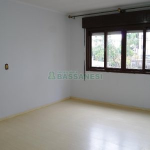 Casa com 140m², 4 dormitórios, 2 vagas, no bairro São Pelegrino em Caxias do Sul para Comprar