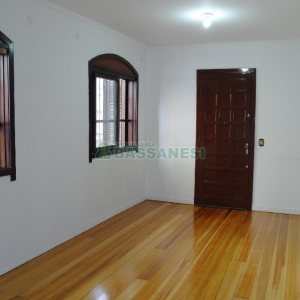 Casa com 140m², 4 dormitórios, 2 vagas, no bairro São Pelegrino em Caxias do Sul para Comprar