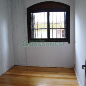 Casa com 140m², 4 dormitórios, 2 vagas, no bairro São Pelegrino em Caxias do Sul para Comprar