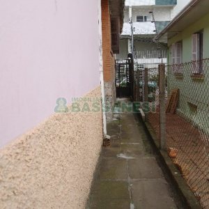 Casa com 140m², 4 dormitórios, 2 vagas, no bairro São Pelegrino em Caxias do Sul para Comprar