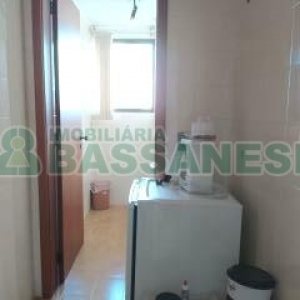 Sala com 57m², no bairro Centro em Caxias do Sul para Alugar ou Comprar